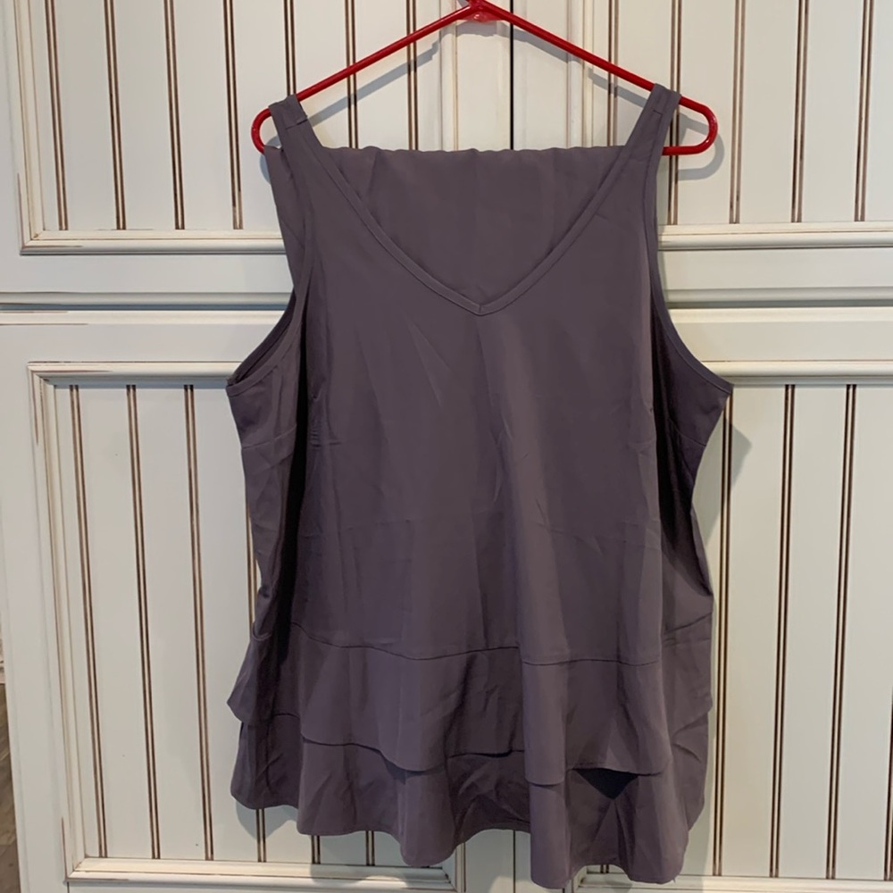 Cute pants outfit fromSHEIN. Emery Rose chocolate brown1XL.Nice for church. Cool
